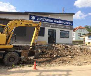 Aménagement extérieur chez Jord'Anne Ambulance