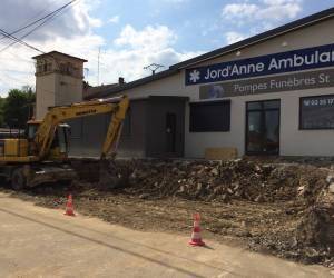 Aménagement extérieur chez Jord'Anne Ambulance