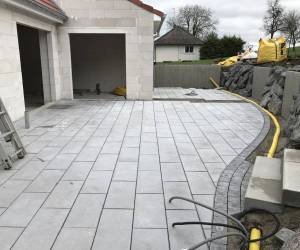 Terrassement pour une extension + aménagement terrasse