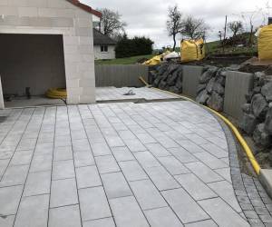 Terrassement pour une extension + aménagement terrasse